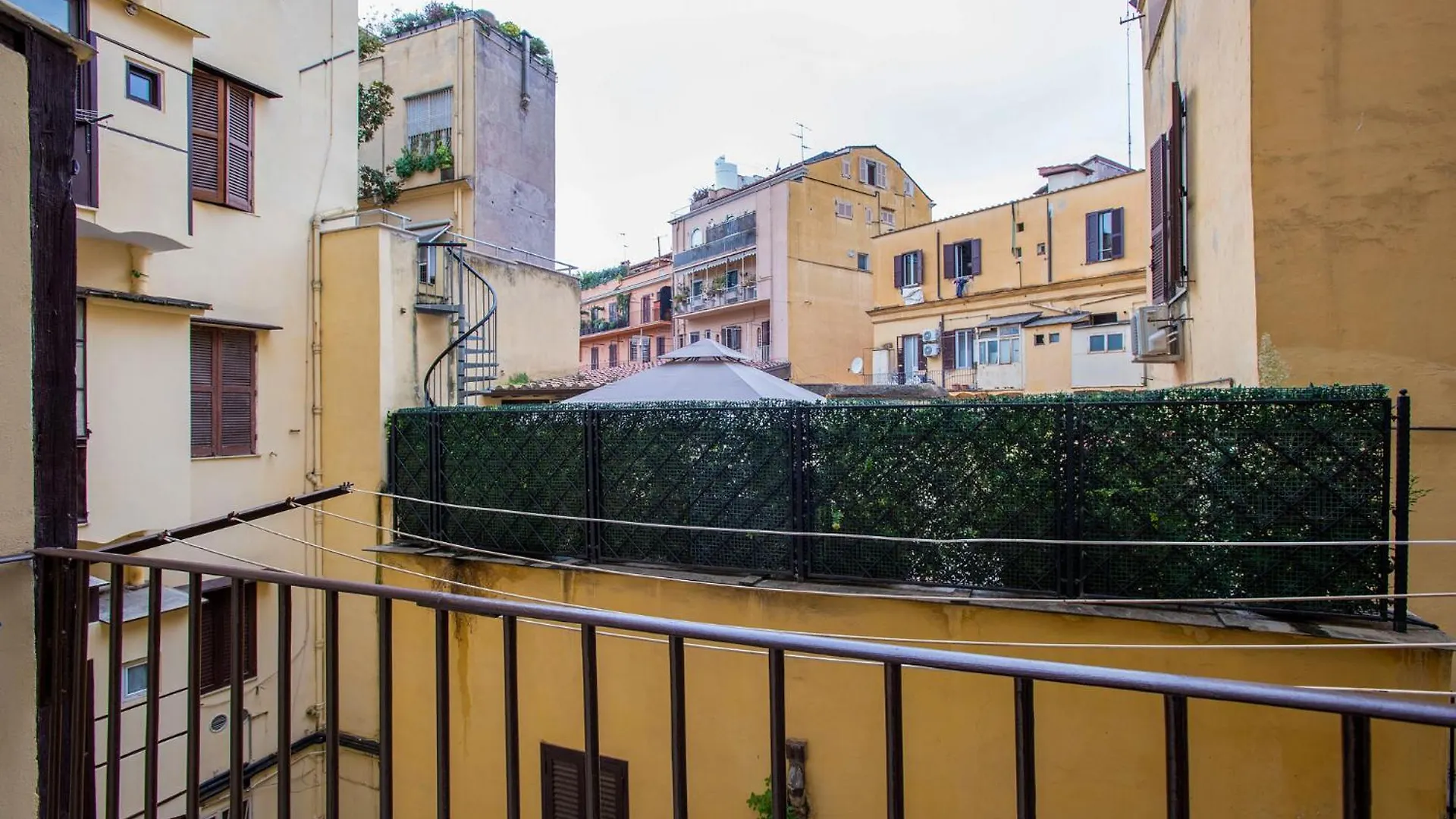 Apartment Brusilva Al Colosseo Rome Italy